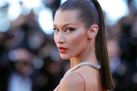 dior bella hadid replace|did Bella Hadid get replaced.